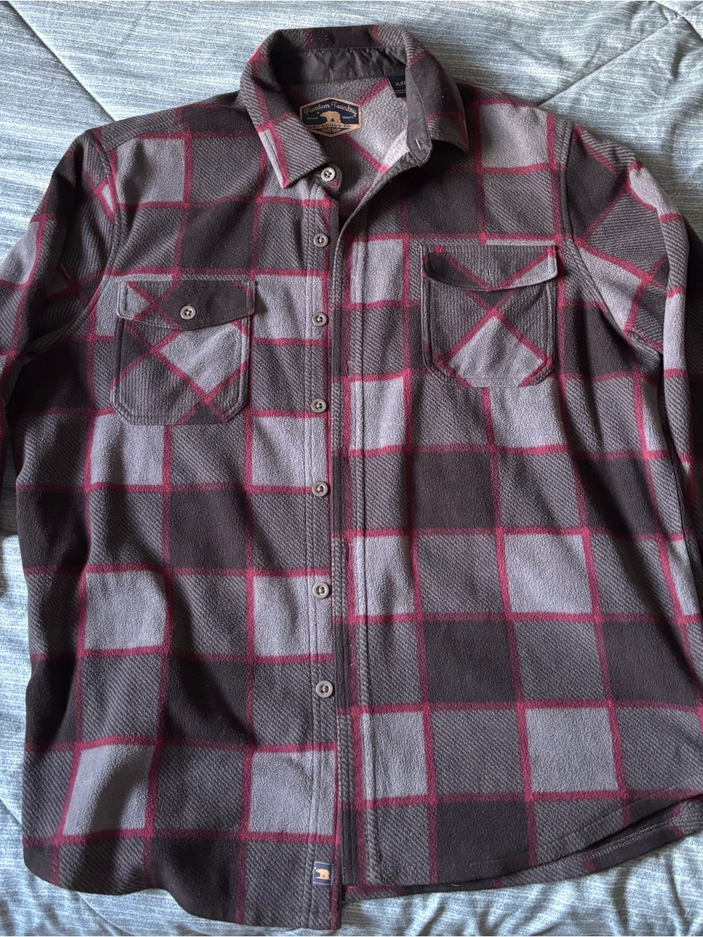 Men's Casual Plaid Button-Down Shirt in Black, Gray & Red